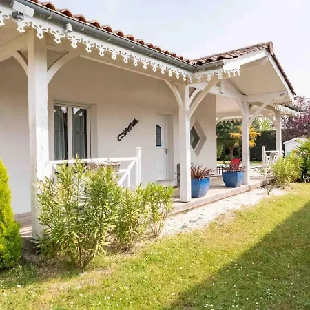 Beautiful Louisiana Sleeps 6 With Pool Villa Mios